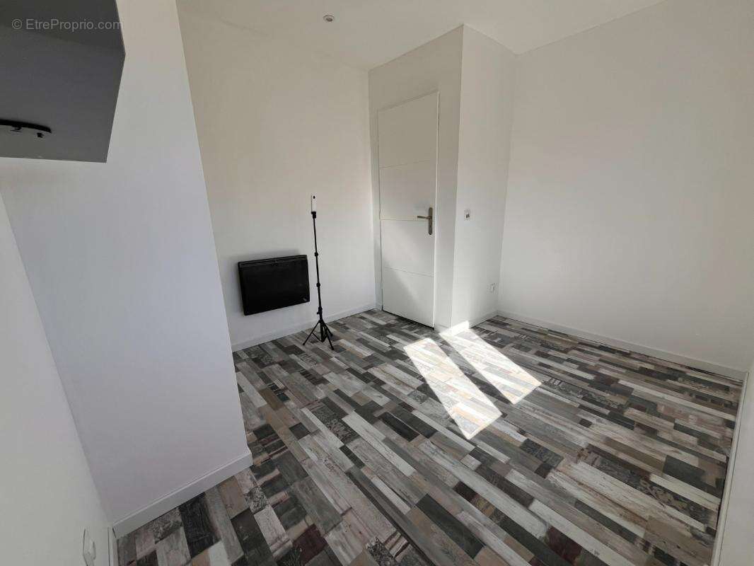 Maison à SAINT-JULIEN