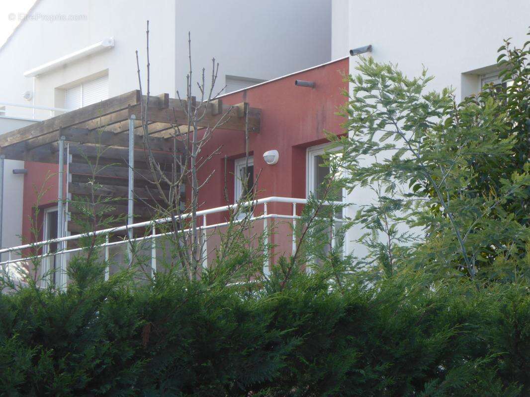 Appartement à CADAUJAC