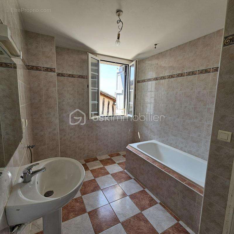 Maison de ville en pierre au calme - photo 12