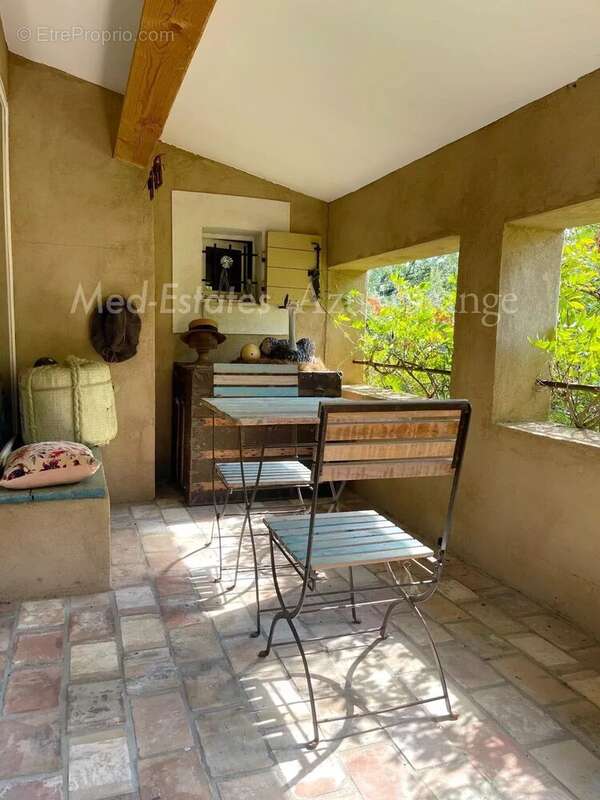 Maison à LA GARDE-FREINET