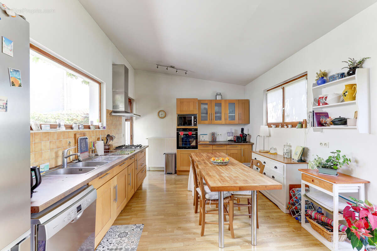 Maison à CLERMONT-FERRAND