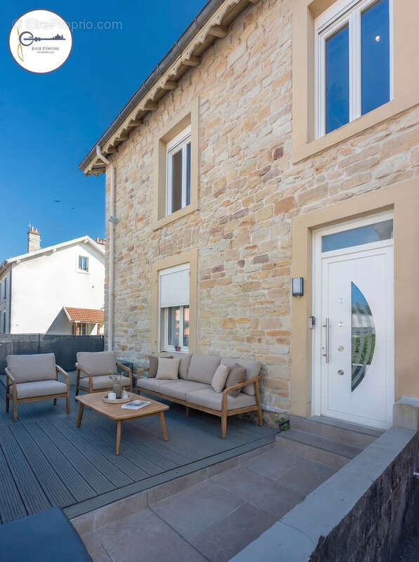Appartement à GOLBEY