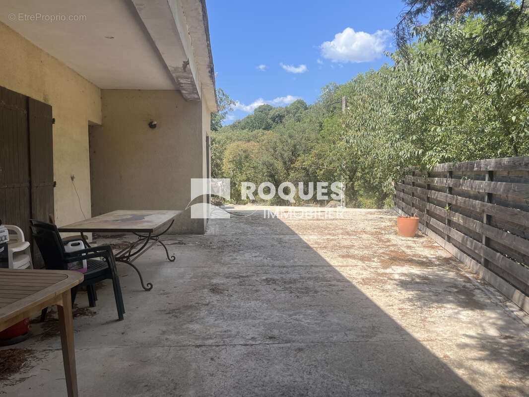 A Vendre, Colombieres sur Orb (34390), villa plus terrain - photo 3