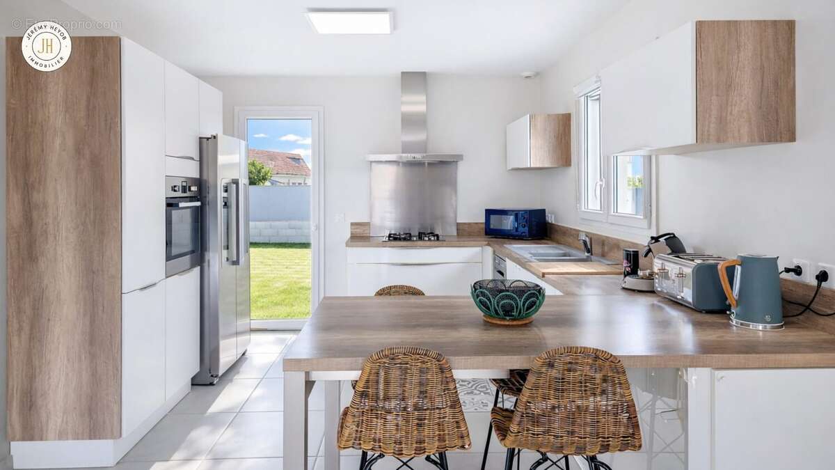 Maison à CHARVIEU-CHAVAGNEUX