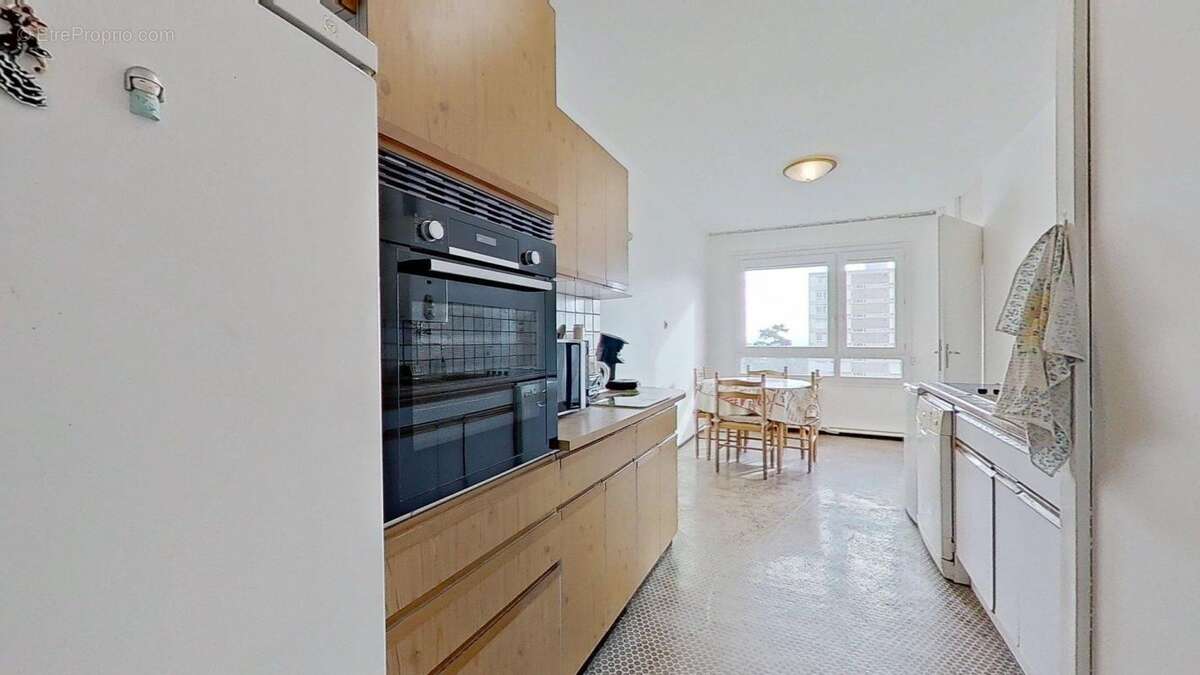 Appartement à OULLINS