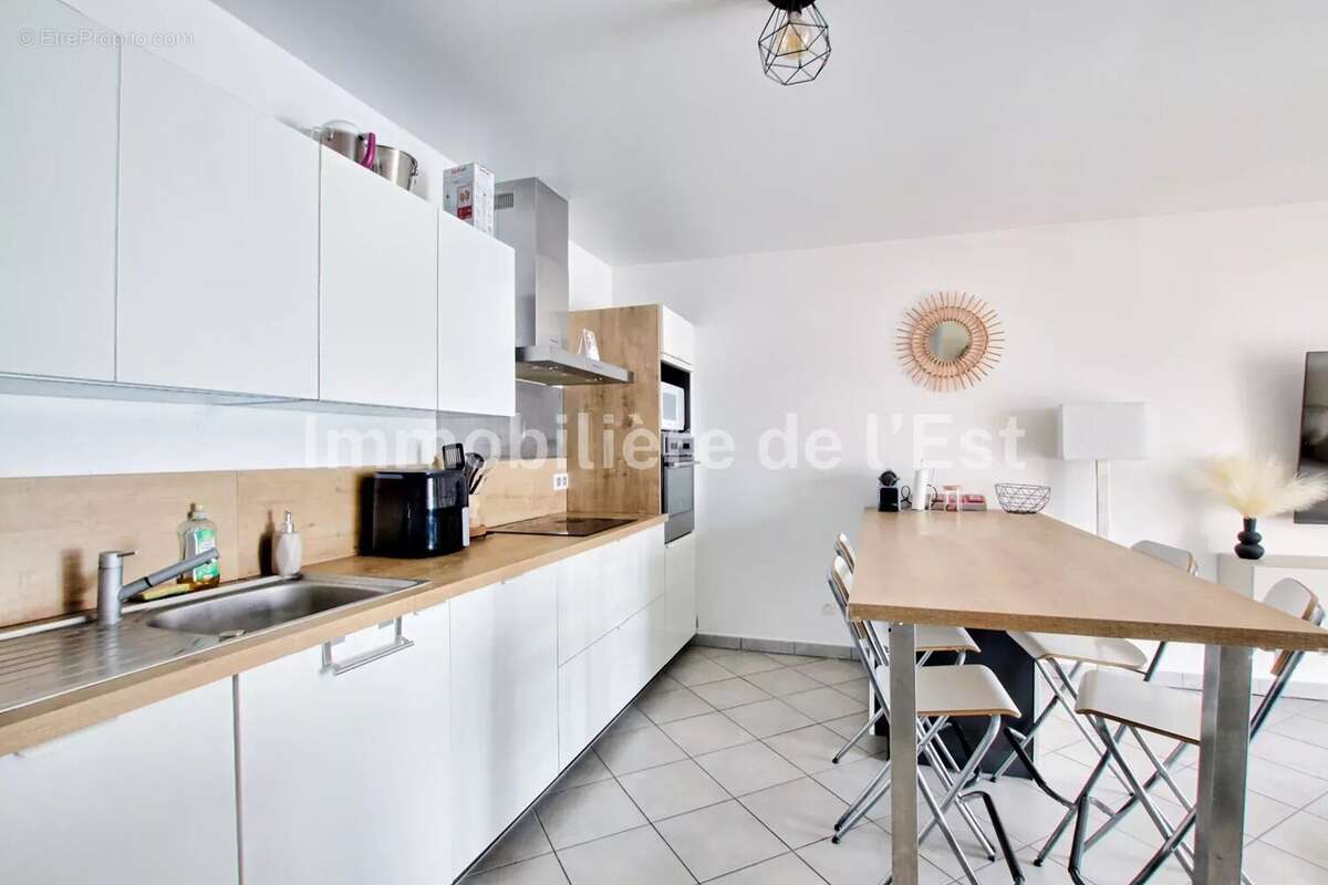 Appartement à SAINT-FONS