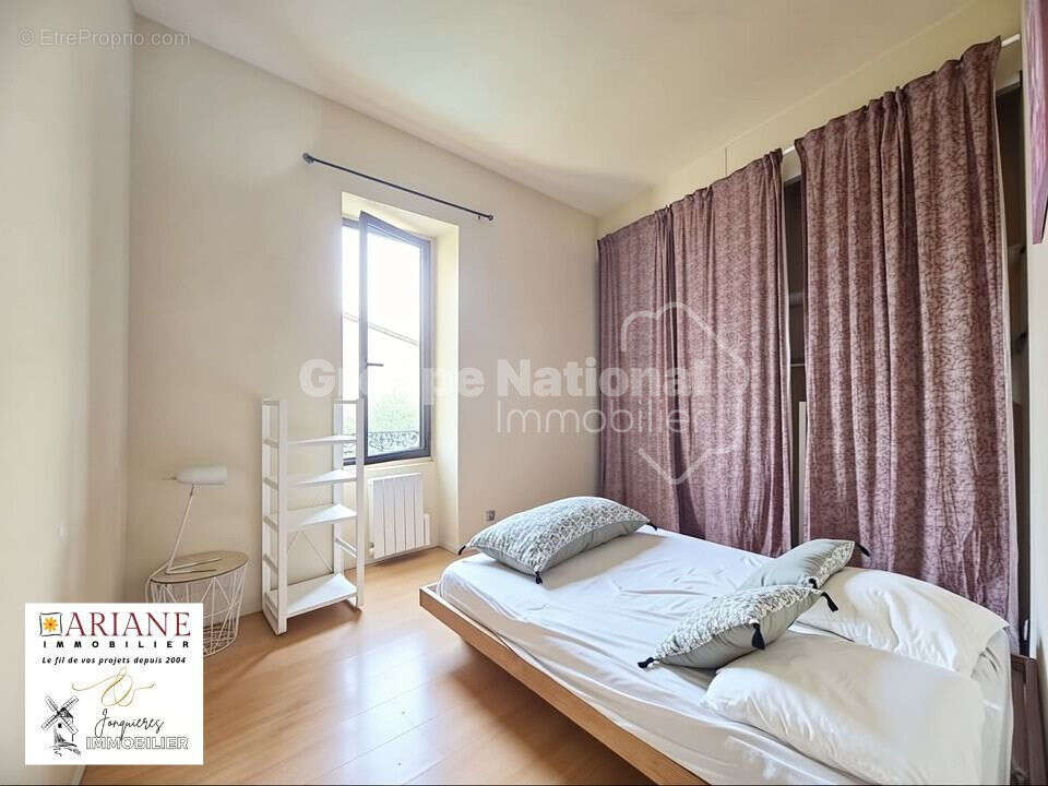 Maison à JONQUIERES-SAINT-VINCENT