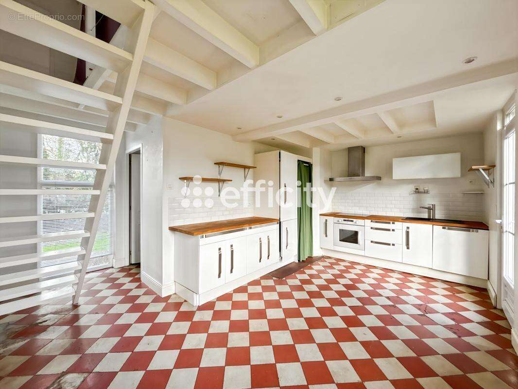 Maison à CESTAS