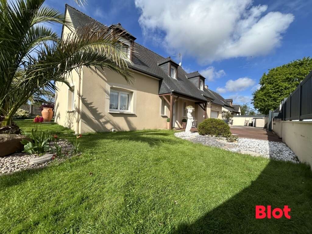 Maison à LA GOUESNIERE