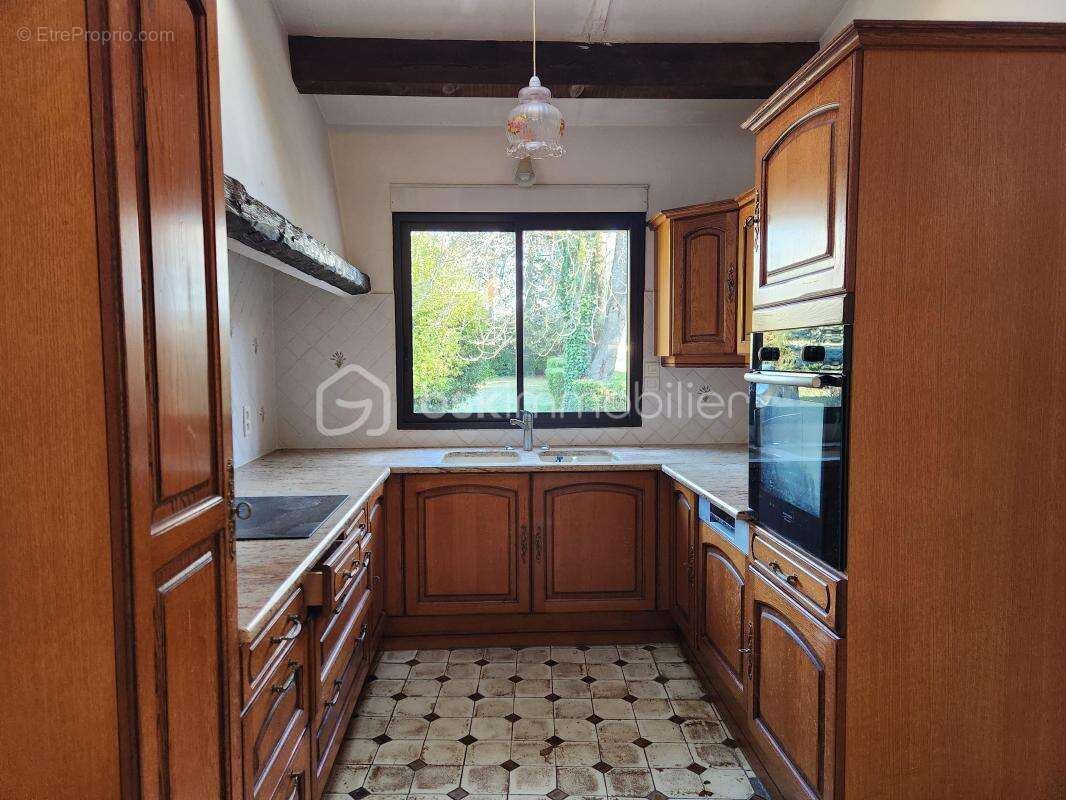 Maison à FORCALQUIER