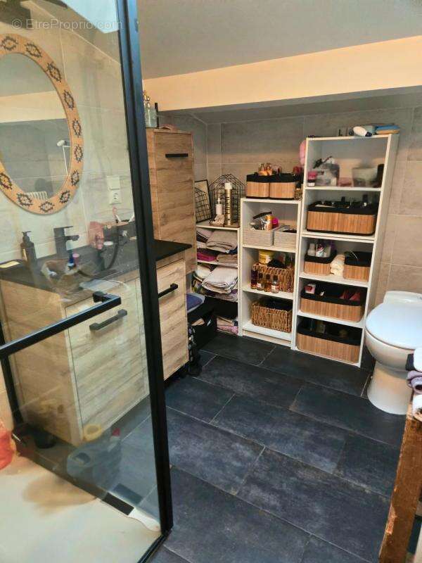 Appartement à MONNETIER-MORNEX