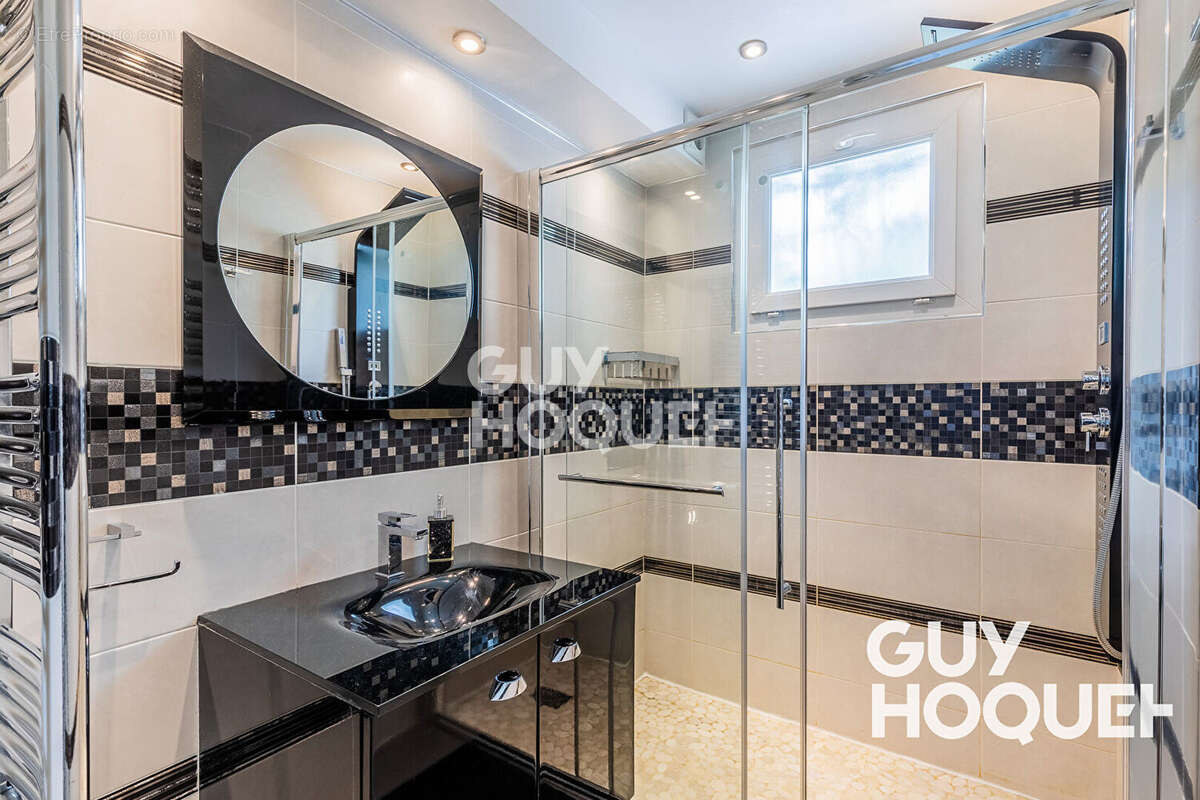 Maison à ATHIS-MONS