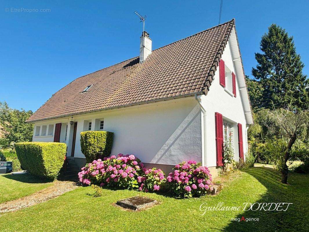 Maison à ARQUES-LA-BATAILLE