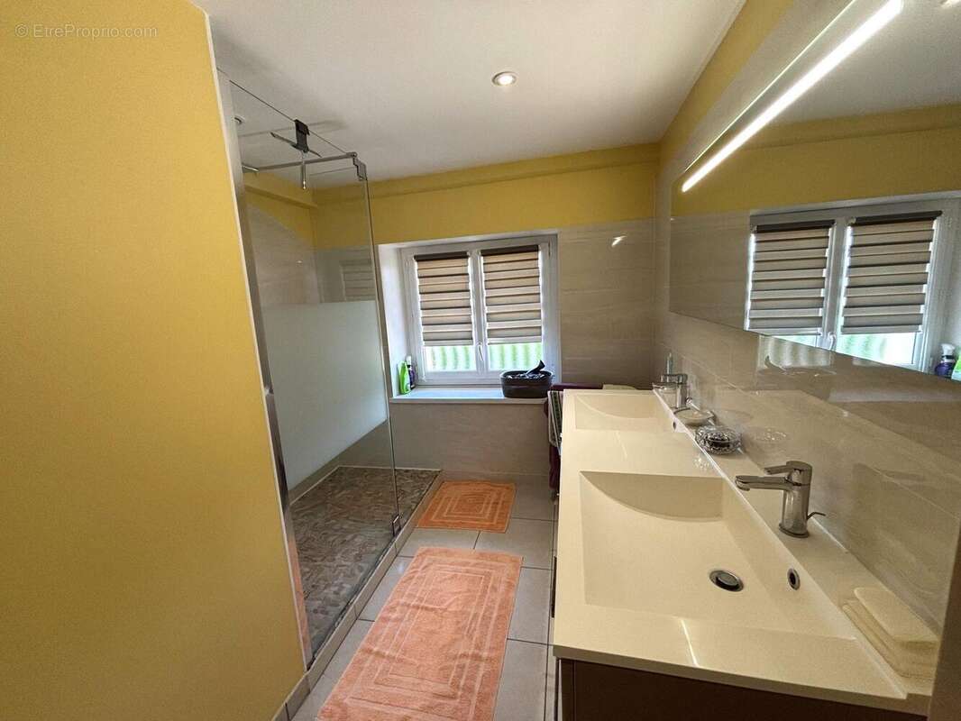 SALLE D'EAU