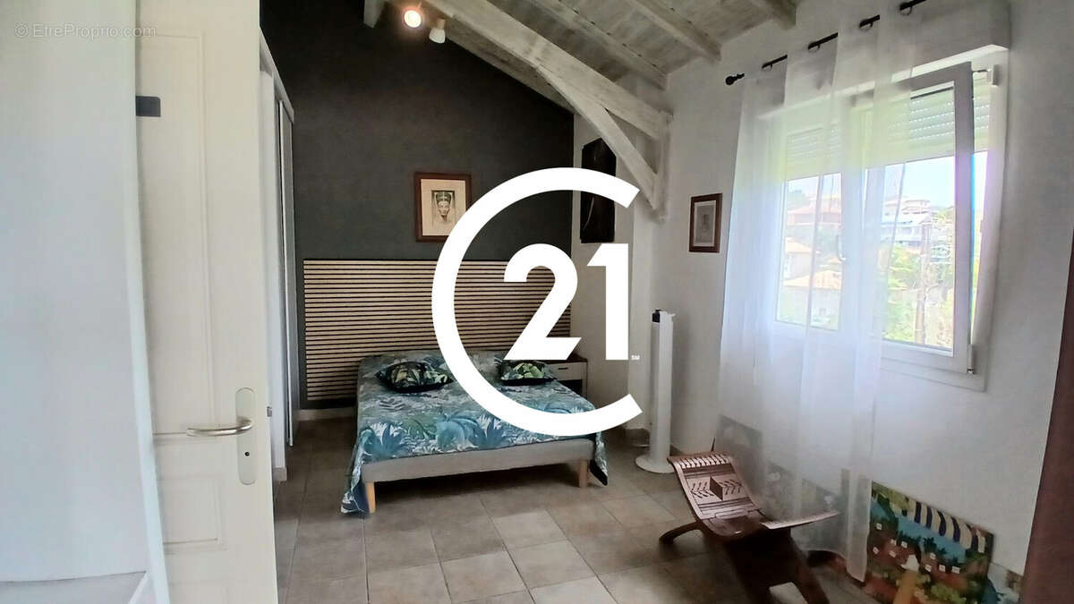 Appartement 3 pièces 124 m² à vendre à Les Trois-Ilets (97229) - photo 4