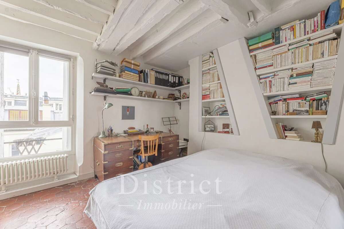 Appartement à PARIS-4E