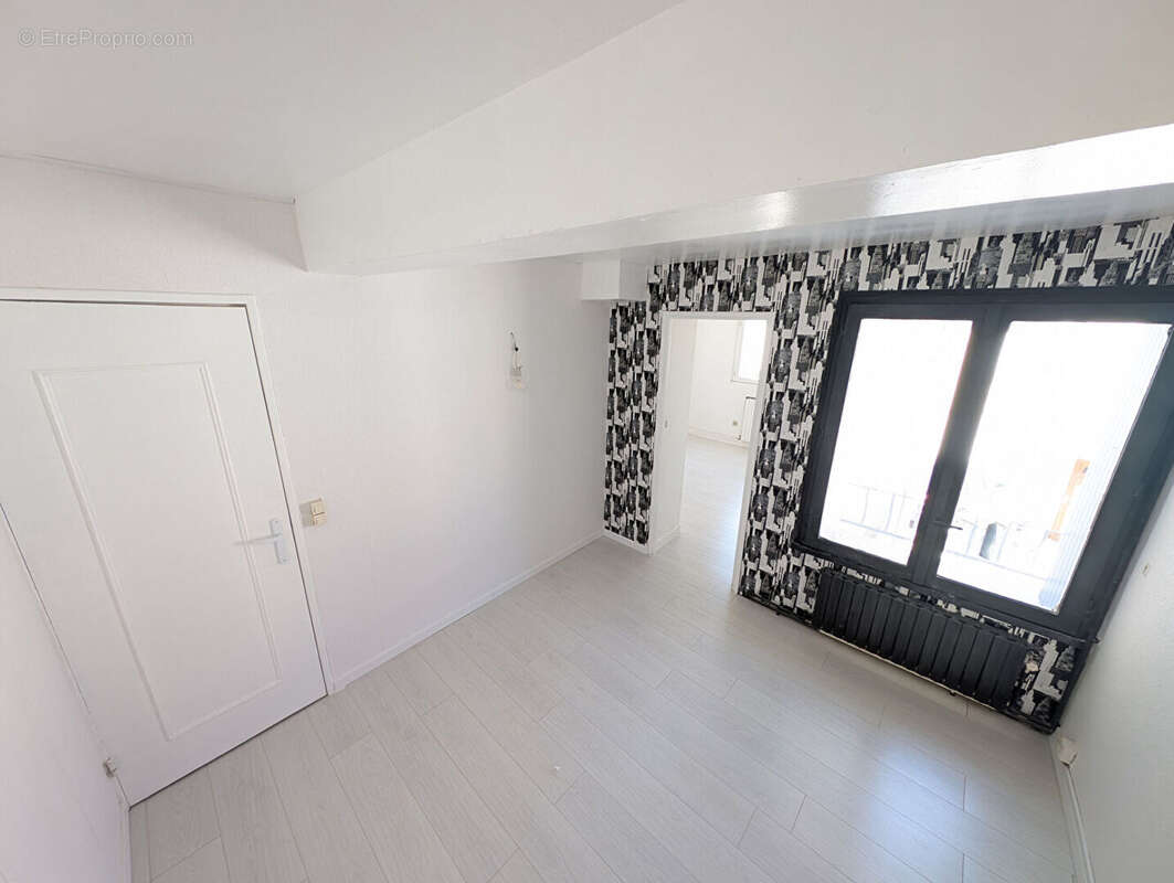 Maison à NANTEUIL-LES-MEAUX