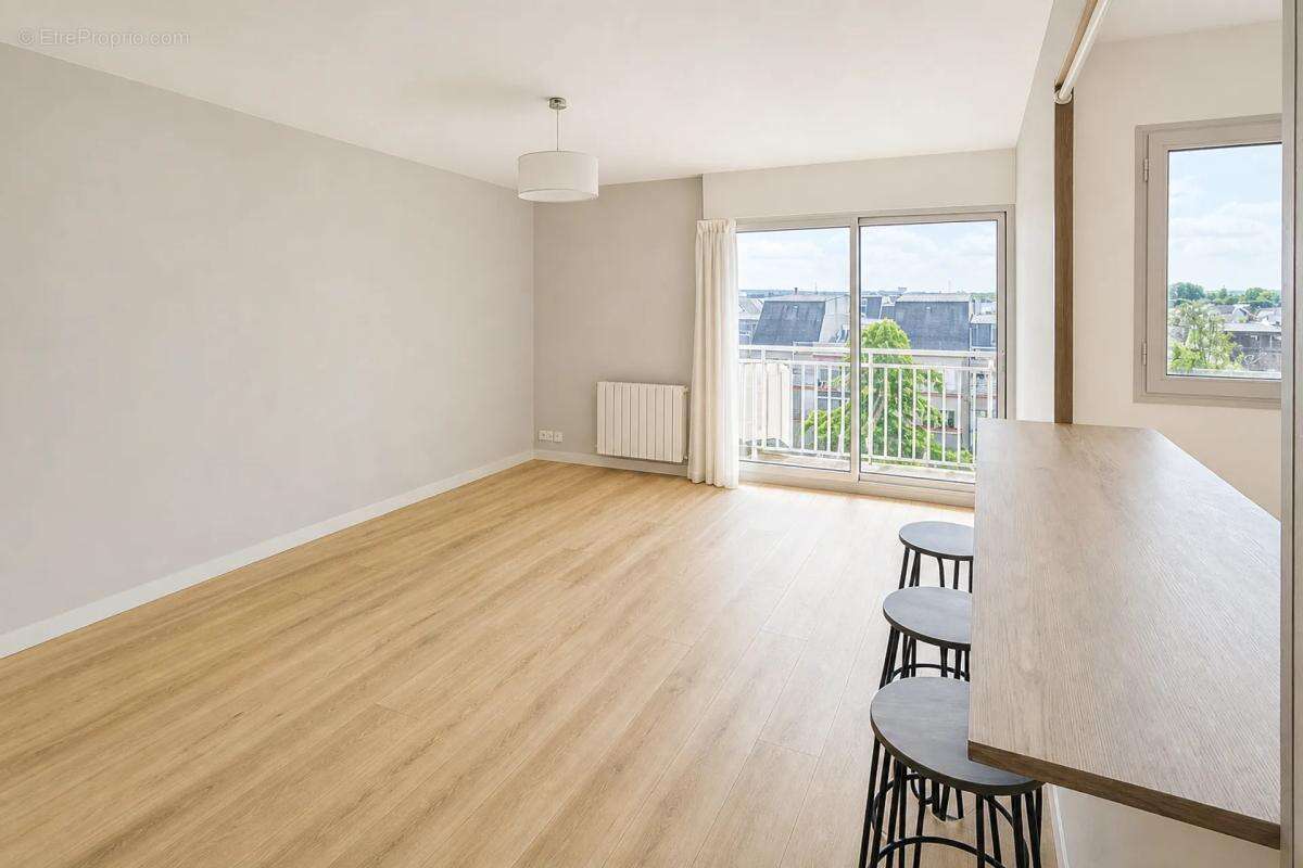Appartement à LA RICHE