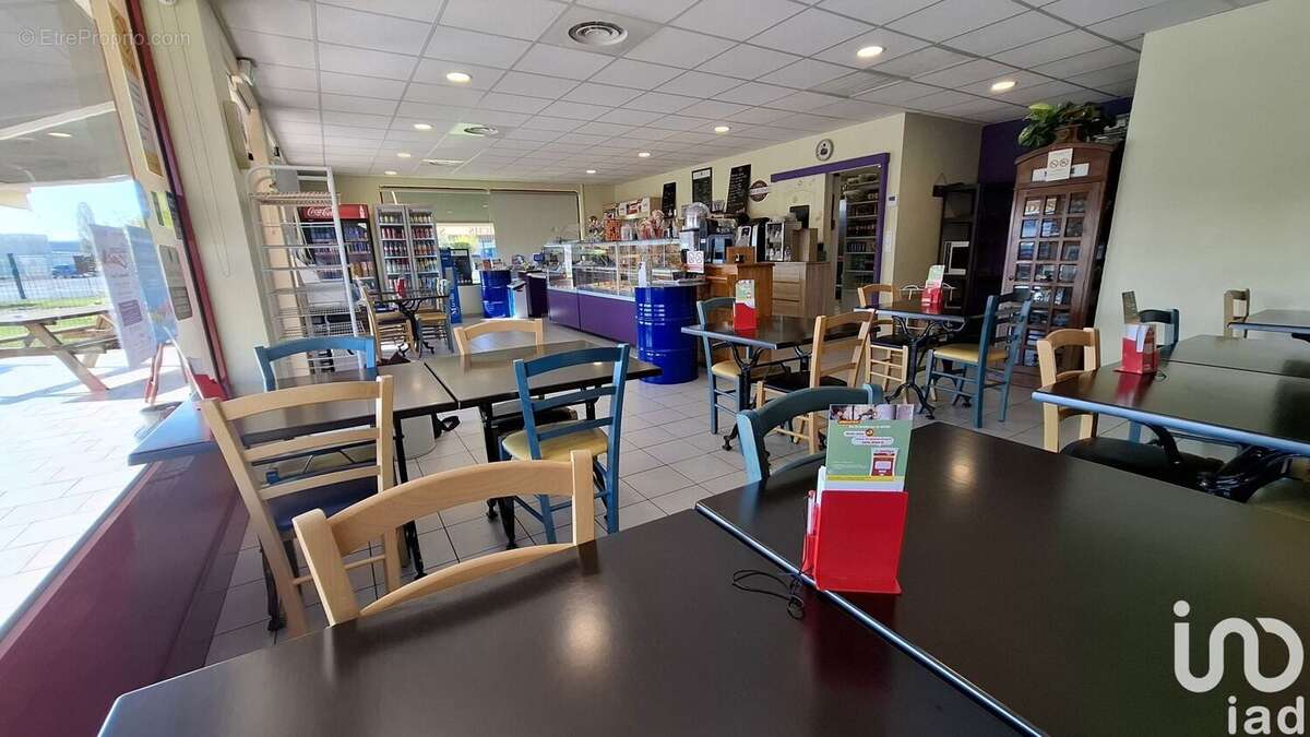 Photo 2 - Commerce à VERNOUILLET