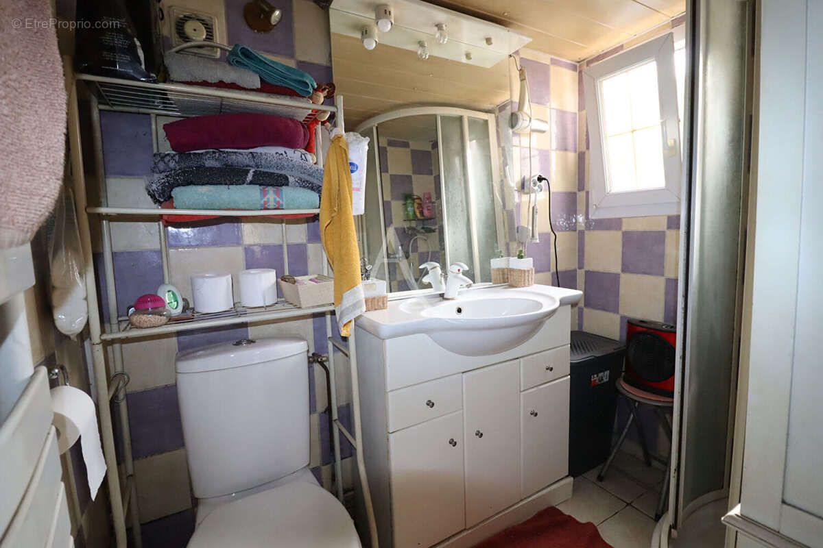 Maison à HONDOUVILLE