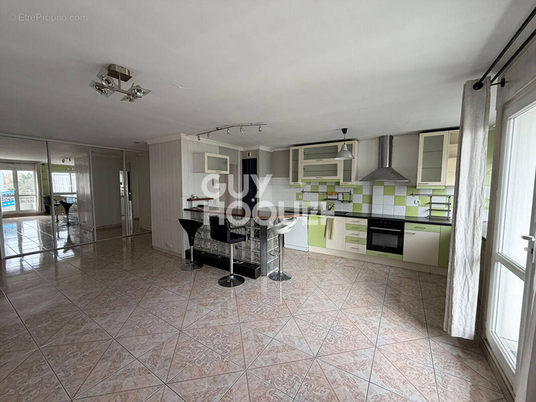 Appartement à BOISSY-SAINT-LEGER