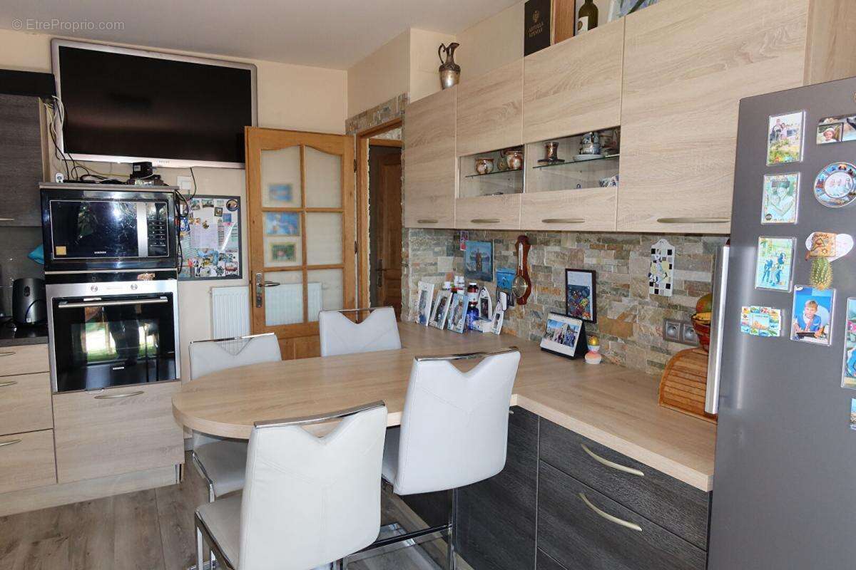 Maison à AUXON-DESSUS