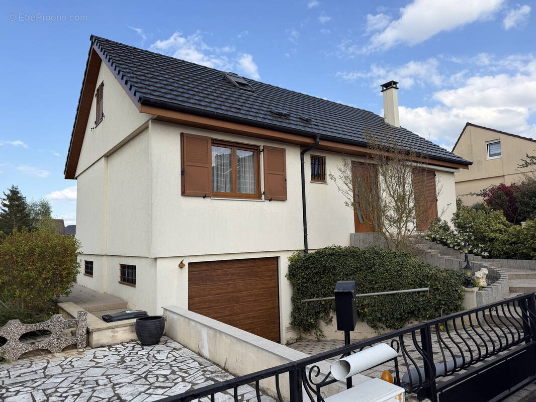 Maison à MARLY