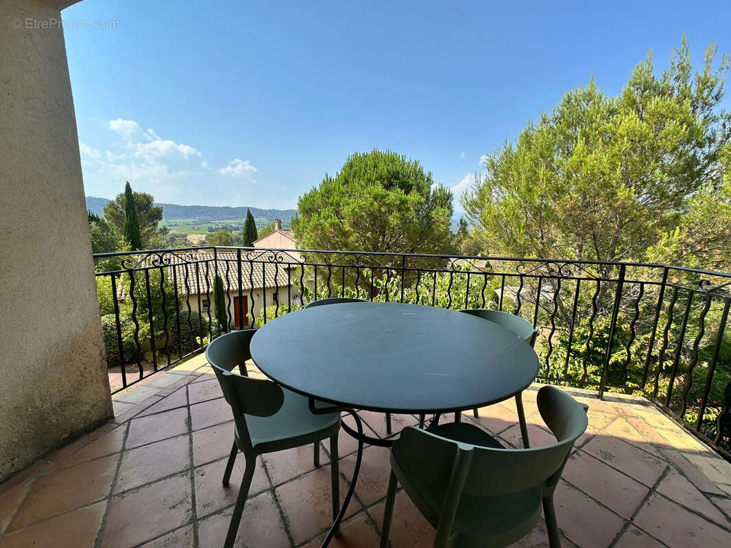 Appartement à LA MOTTE