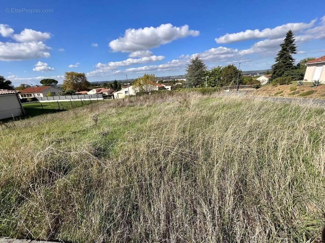 Terrain constructible - le sequestre - photo 3