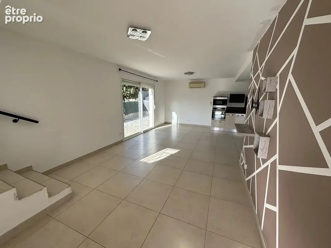Villa T4 R+1 avec Garage et Jardin - photo 7