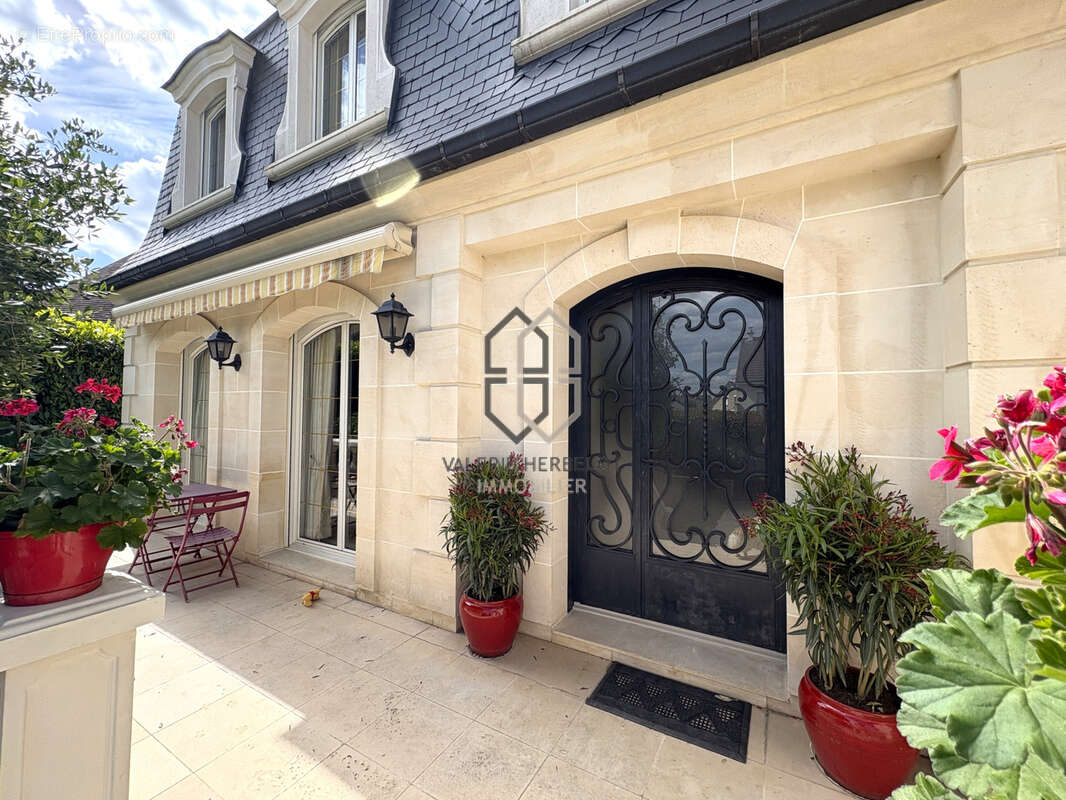Maison à LE PLESSIS-TREVISE