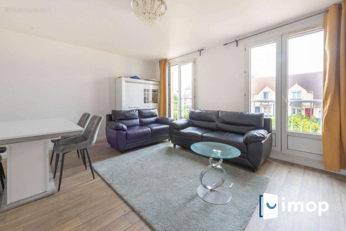 Appartement à GROSLAY