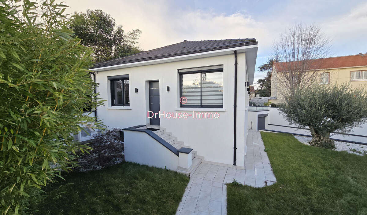 Maison à SAINT-MAUR-DES-FOSSES