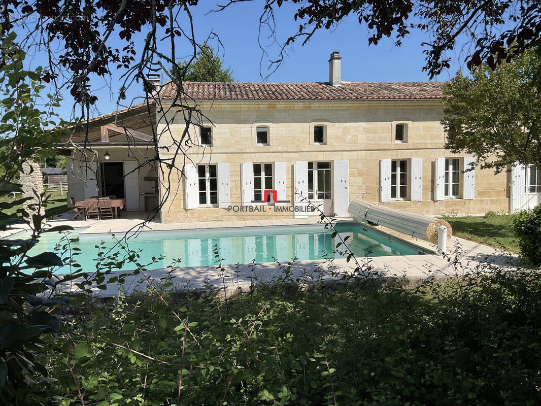 Maison à CEZAC