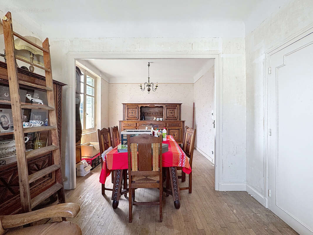 Maison à MALEMORT-SUR-CORREZE