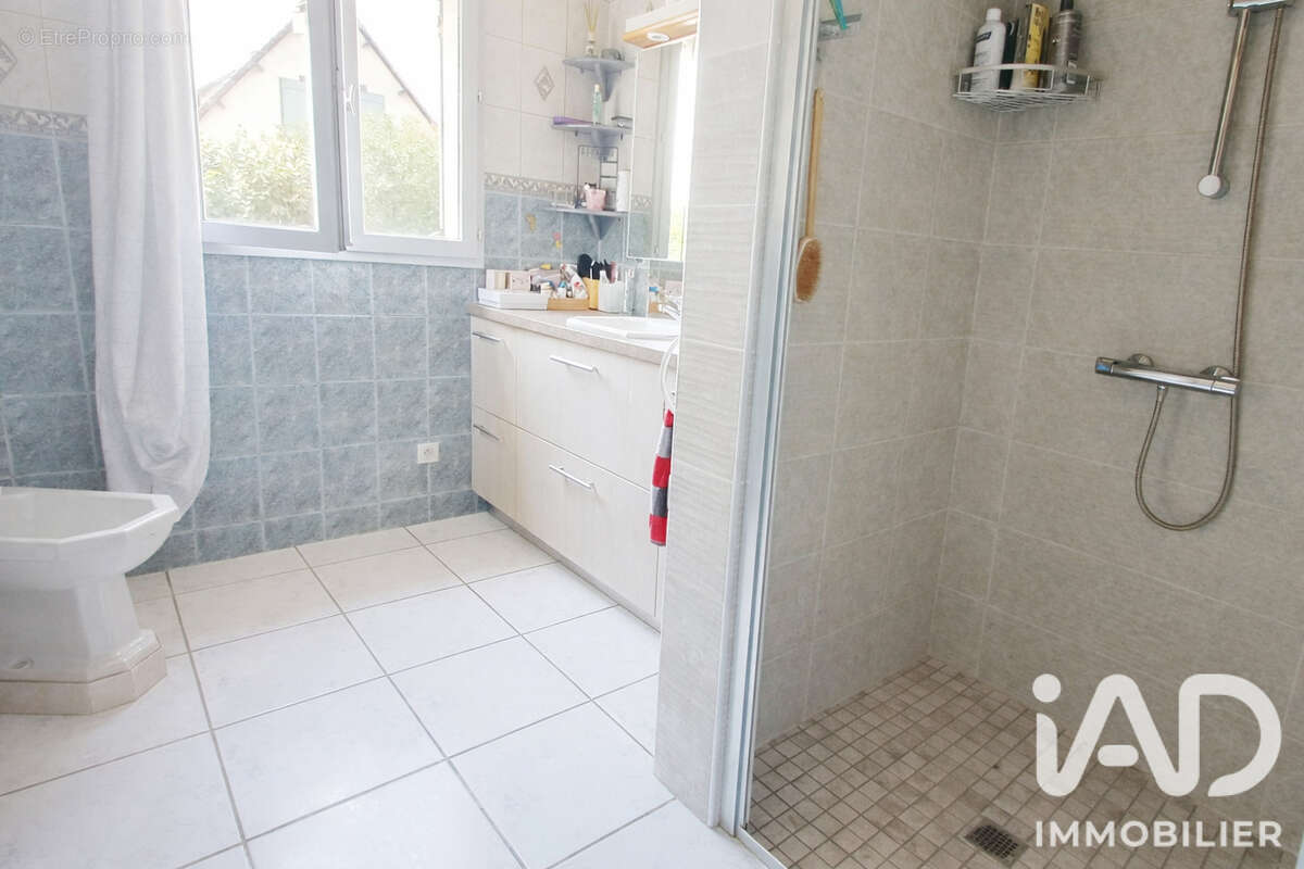 Maison 139 m² à Quittebeuf  - photo 8