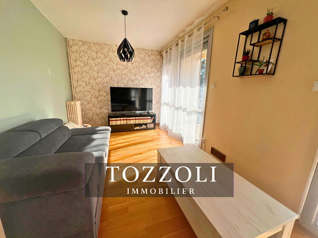 Appartement à LA VERPILLIERE