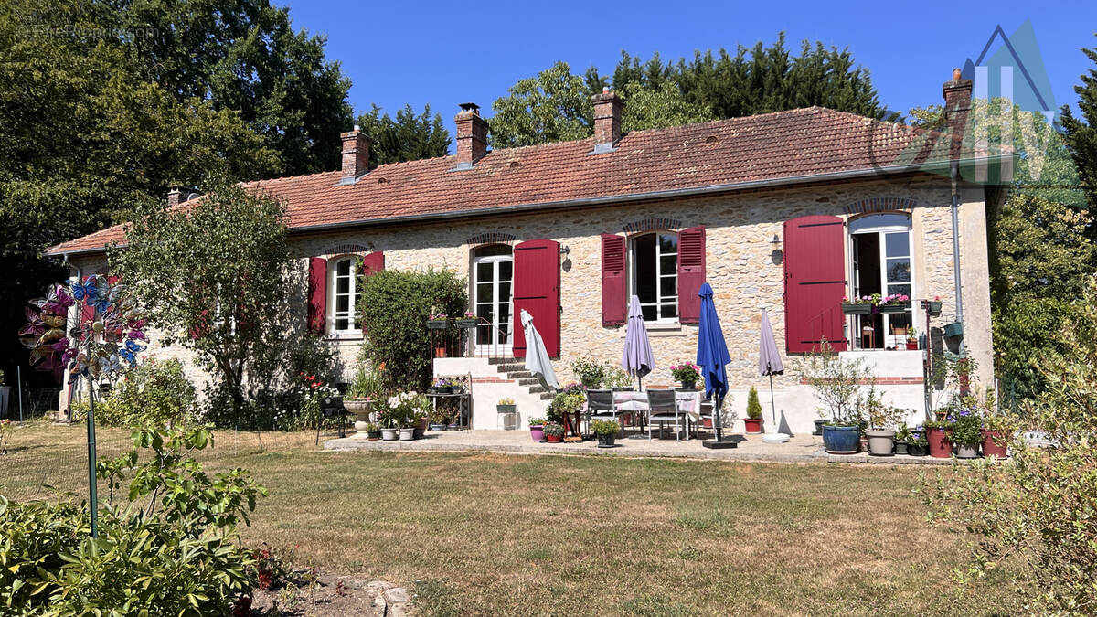 Maison à COUTENCON