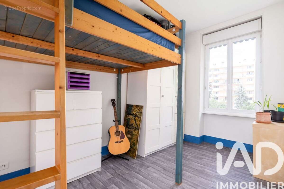 Photo 6 - Appartement à VILLEURBANNE