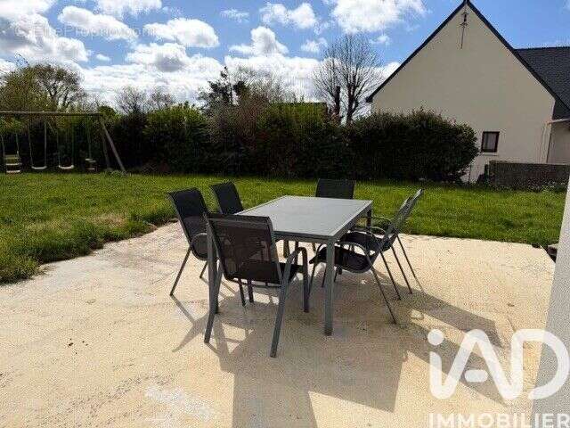 Maison 113 m² à Gourlizon  - photo 3