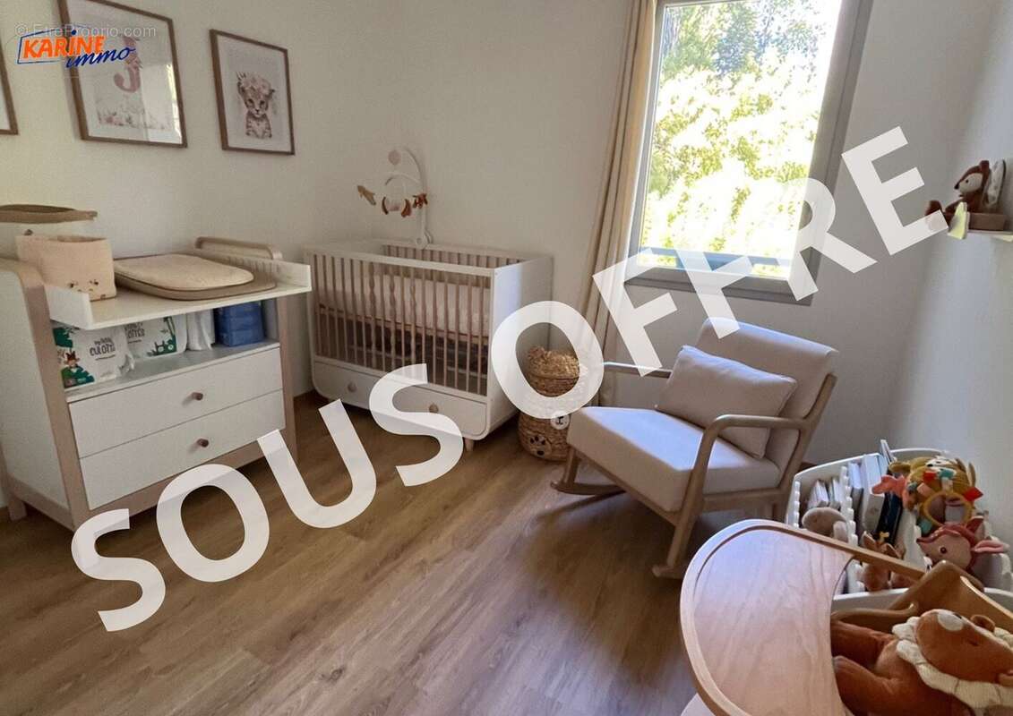 Maison 88 m² à Fontaines-Saint-Martin  - photo 9