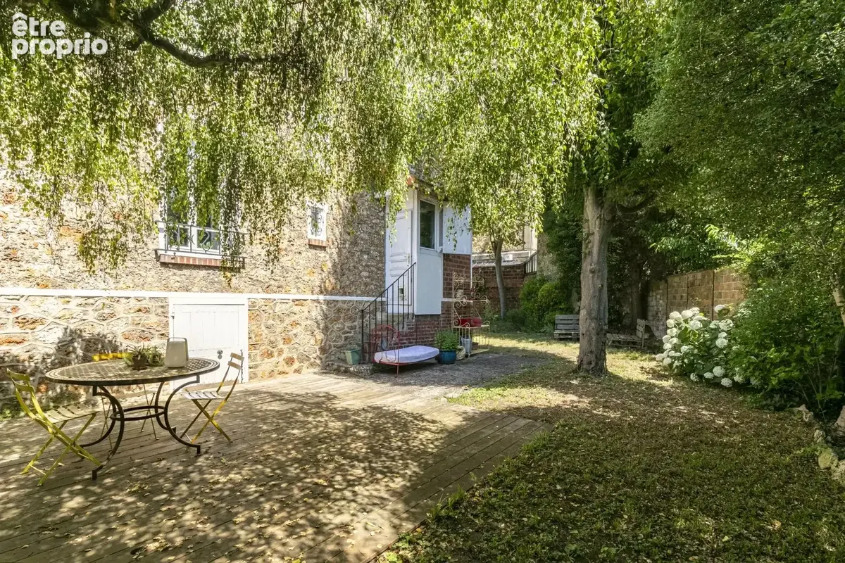 CHAVILLE -  Parc FOURCHON - Belle Meulière sur Terrain 494m² - photo 4