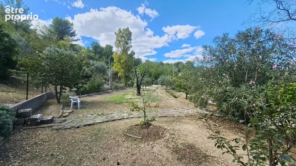 Terrain 560 m² à Chateauneuf-Les-Martigues  - photo 2