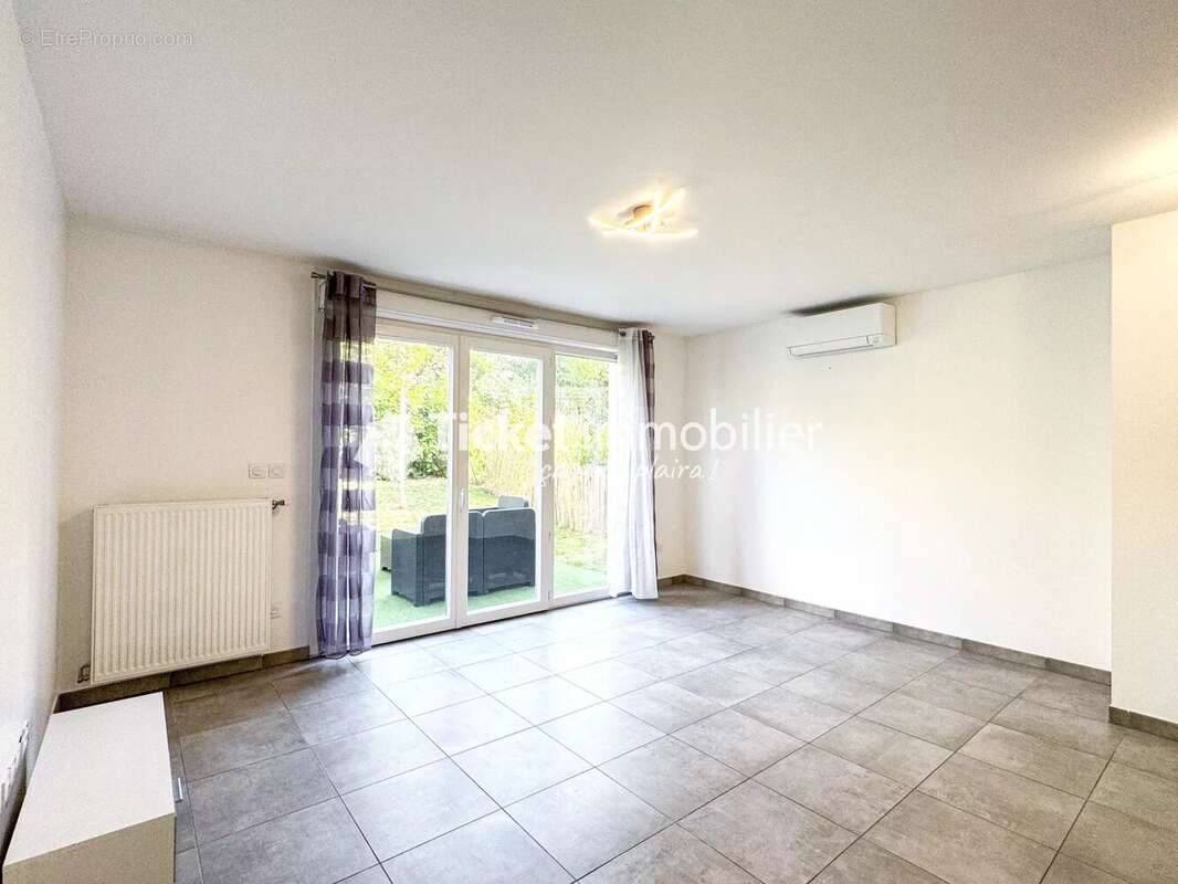 Maison à SAINT-ORENS-DE-GAMEVILLE