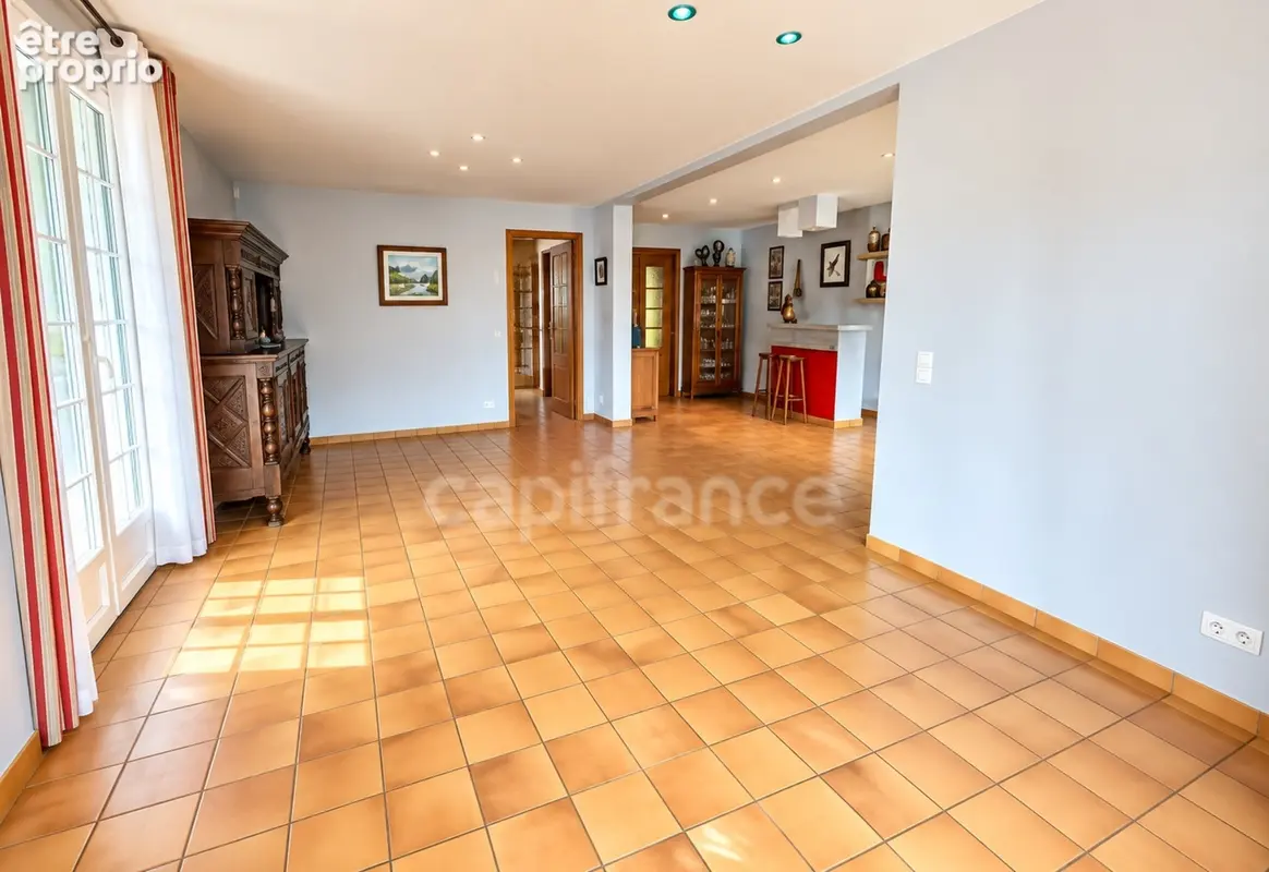 Grande maison spacieuse au cœur de Lourdes - photo 8