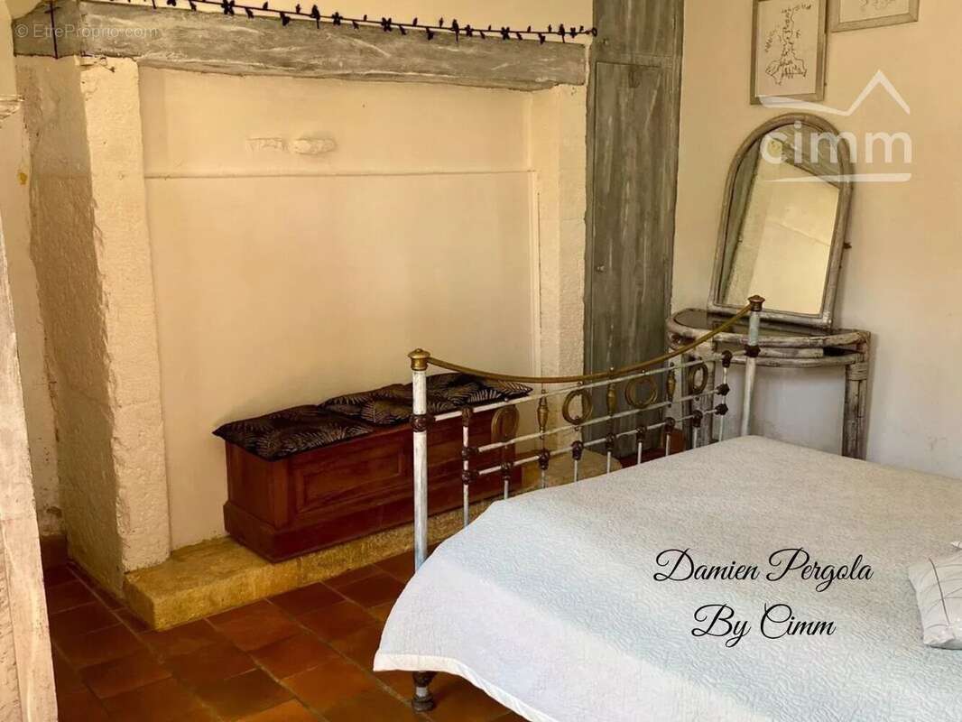 Maison à CARSAC-AILLAC