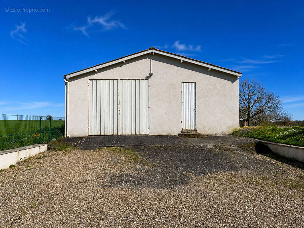 Maison à SAINT-PARDOUX-ISAAC
