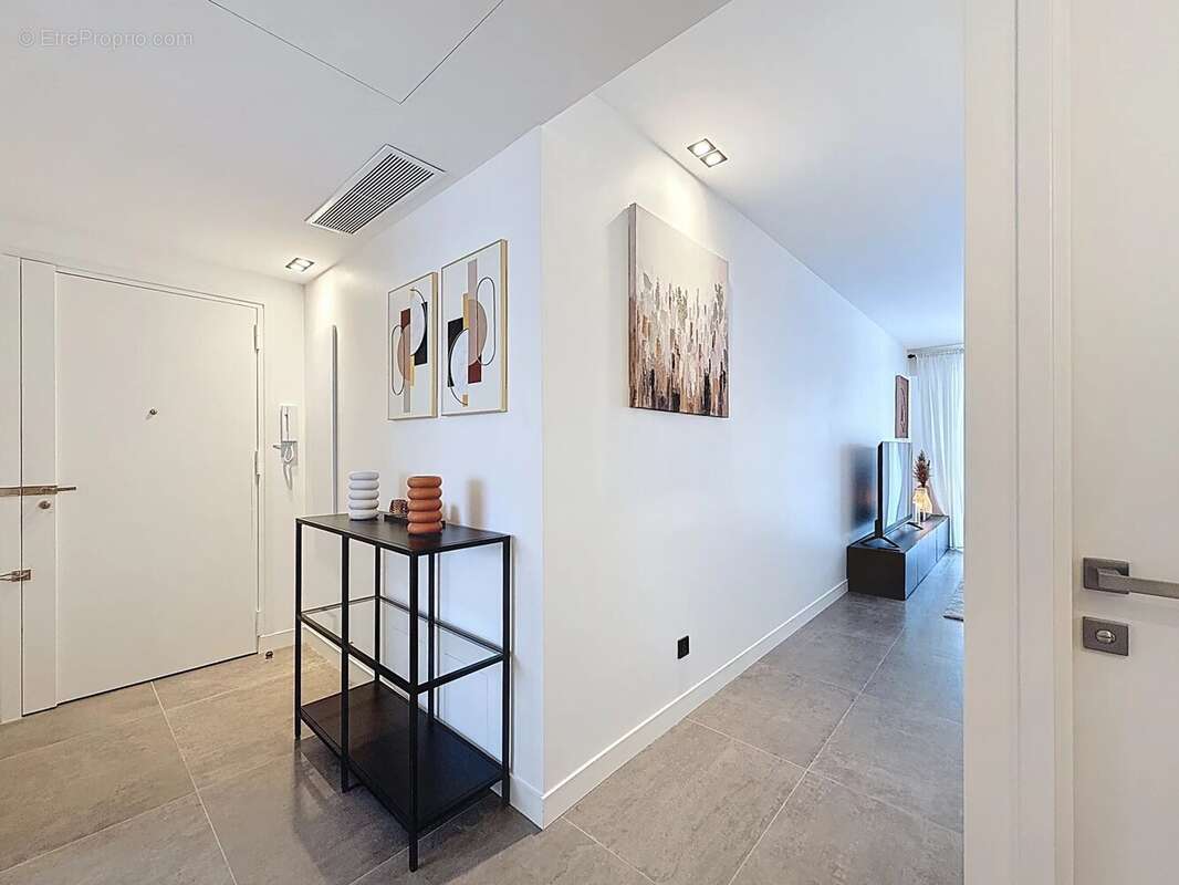 Appartement à LE CANNET