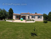 Maison à AUREL