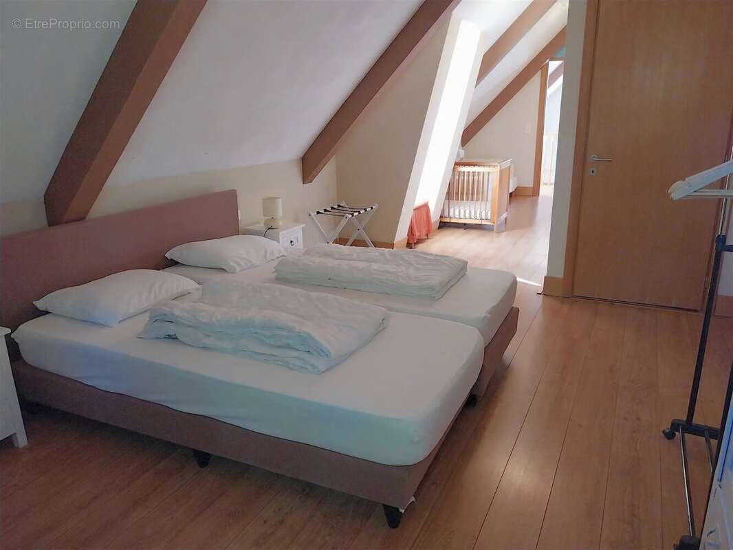 Maison à SAINT-SULPICE-LES-FEUILLES